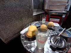 ダイニーズ・テーブル