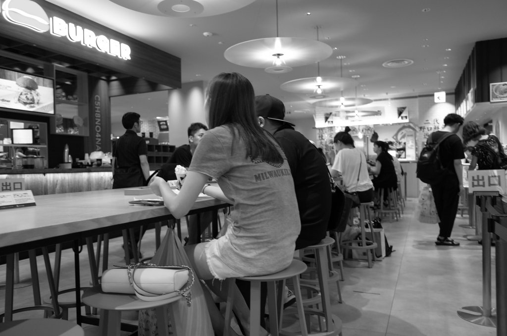 バーガーする夜