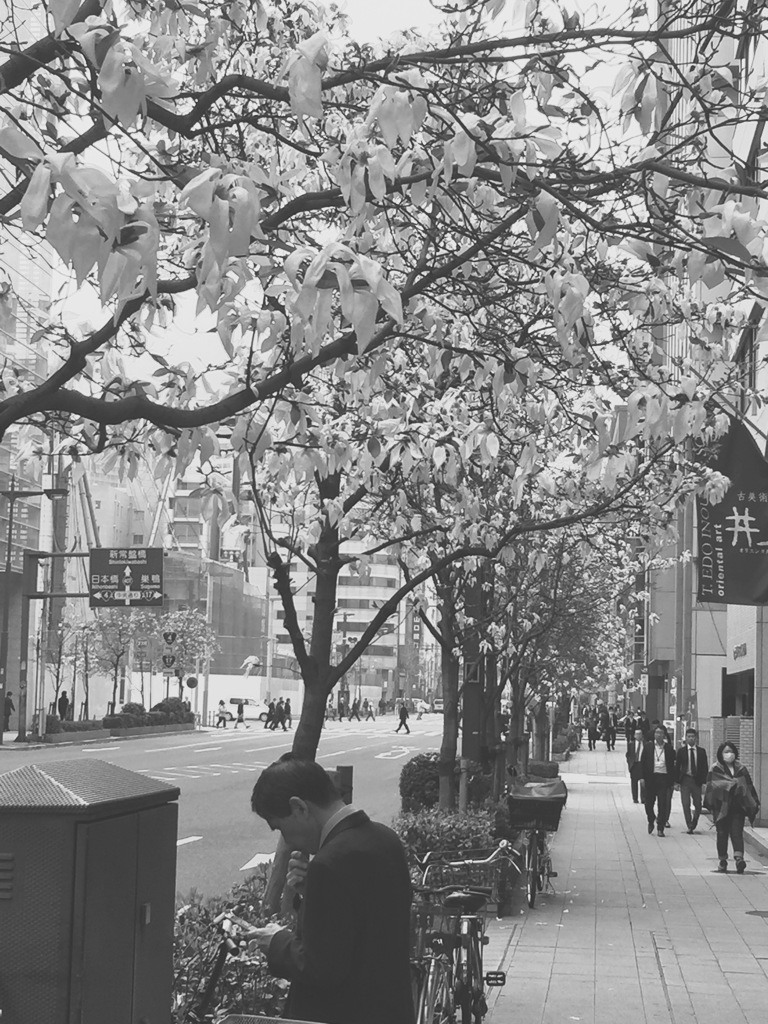 李下にスマホを正さず