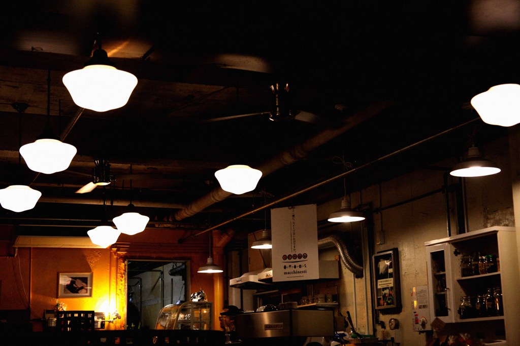 寂しみのコードペンダントライト