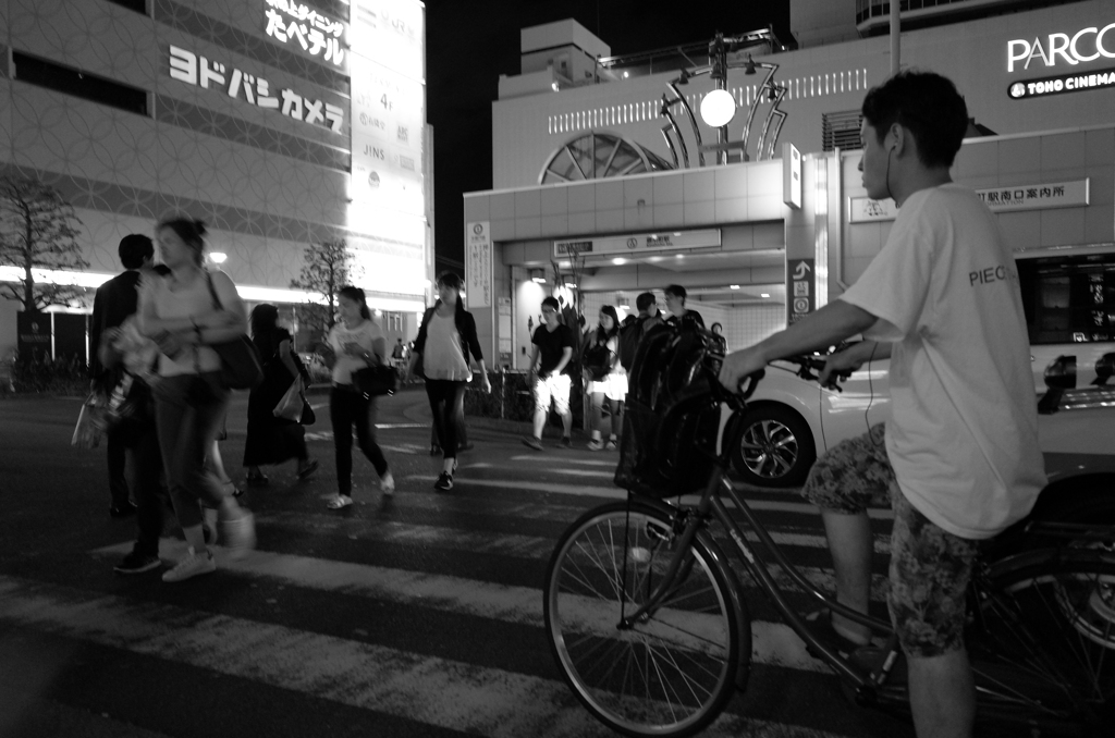 ロータリー19:56