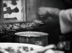 ねぎまシロかしらレバー夜はふける