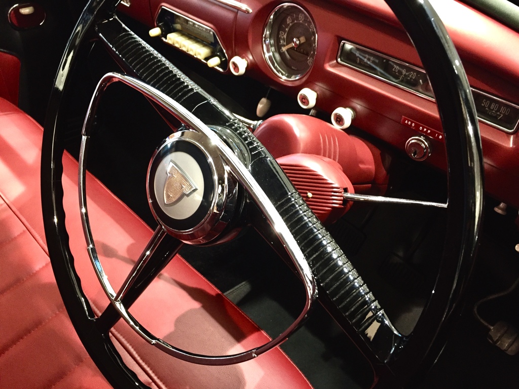 きえそうに 燃えそうなワインレッド