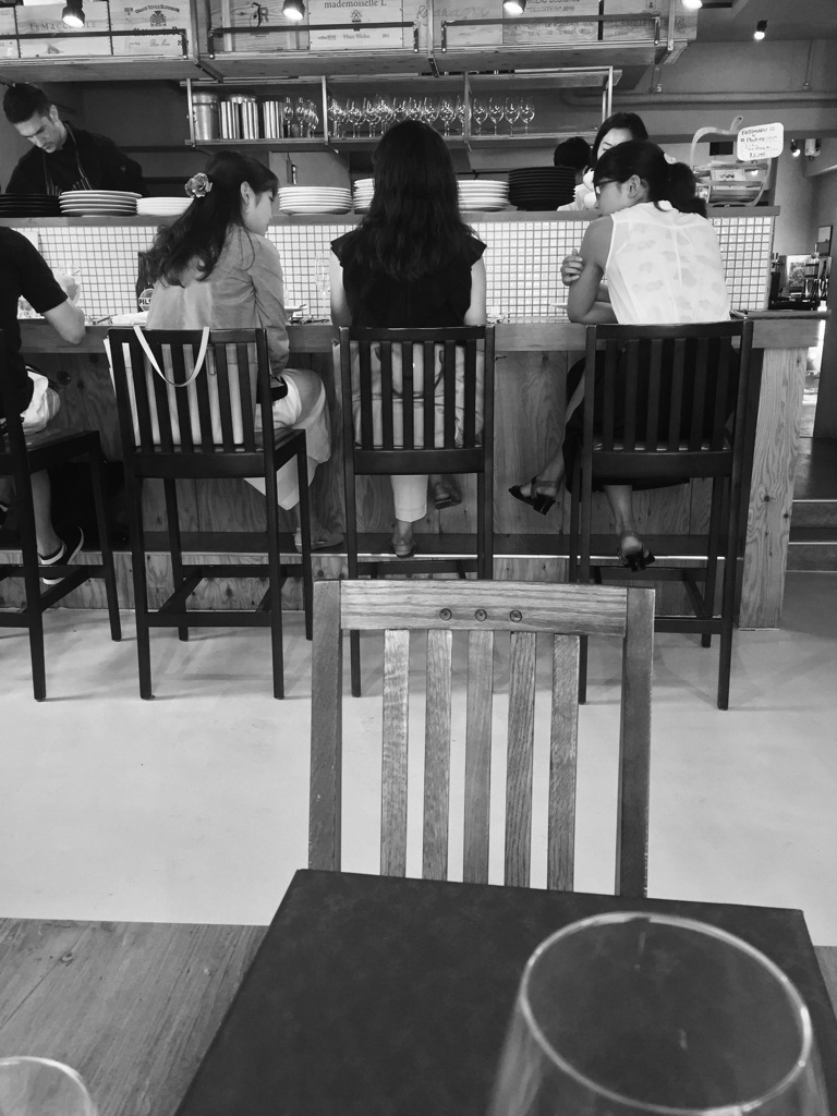 カウンター 日曜 13時