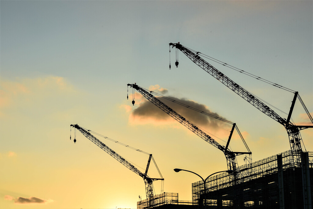 夕景のクレーン
