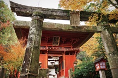 六殿神社
