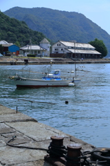 三角西港