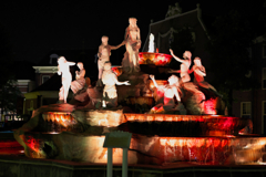 噴水広場の夜