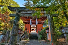 六殿神社