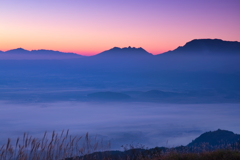 根子岳の夜明け