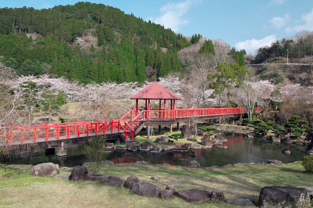 渓石園