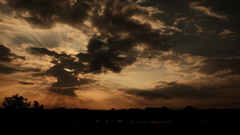 荒々しい雲