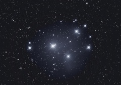 M45 (プレアデス星団)