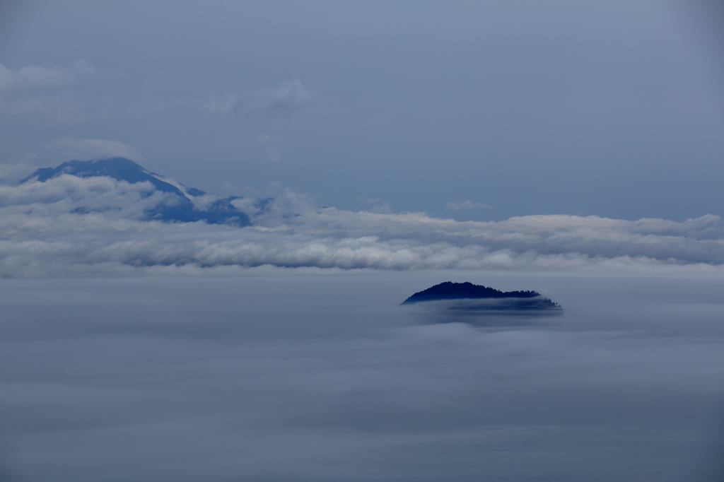 雲海のごとく