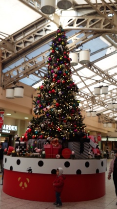 上野駅のクリスマスツリー