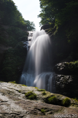 水のカーテン