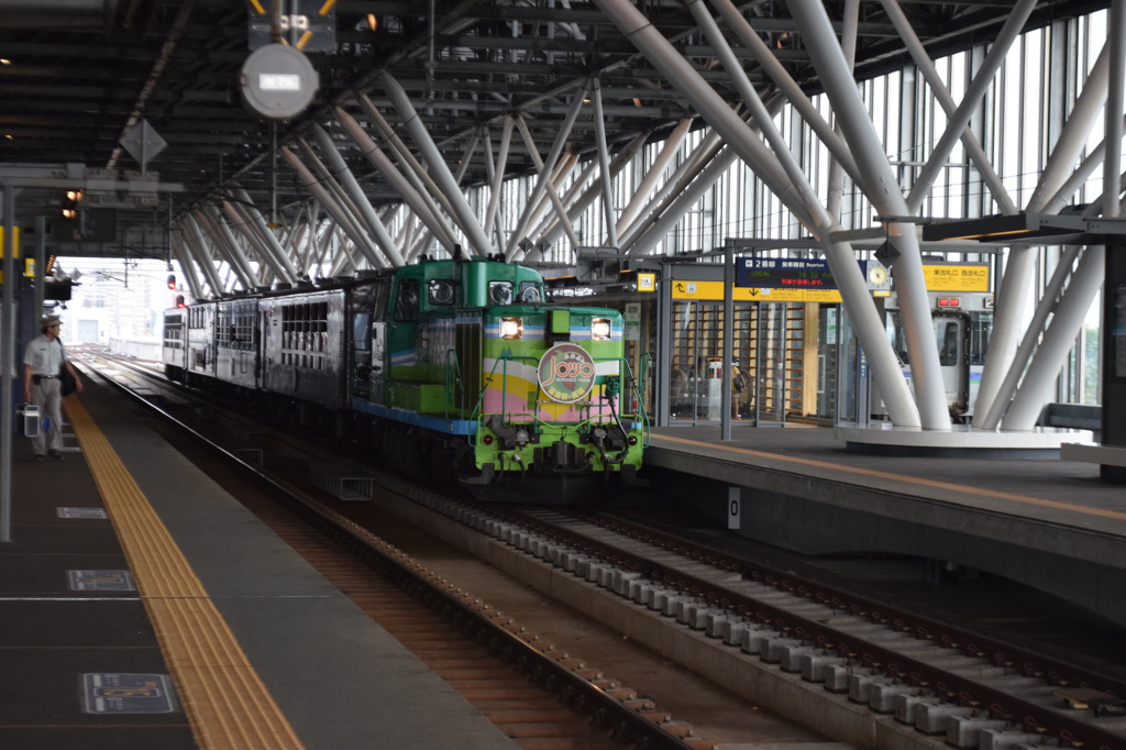 富良野美瑛ノロッコ４号、旭川駅・到着。