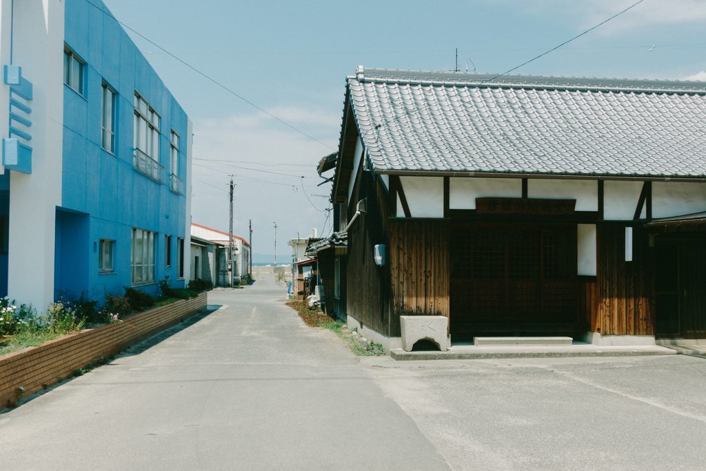 島の町中