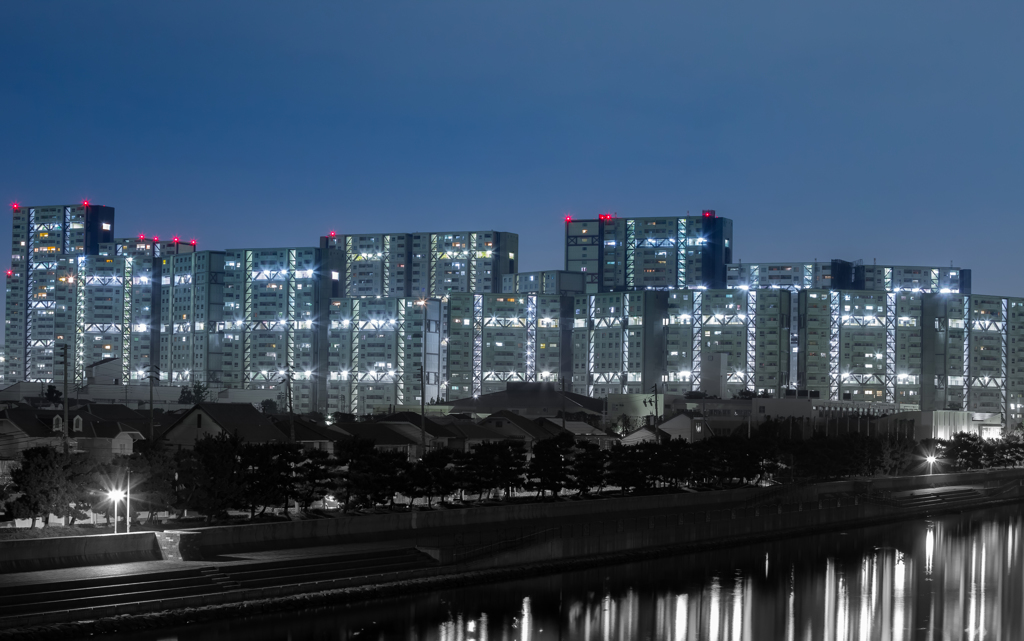 第三新〇〇市