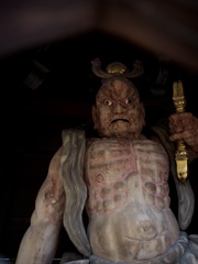 東向山理生院〜仁王門阿形