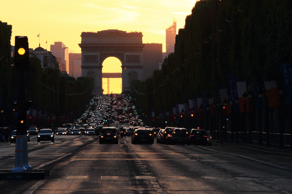 Champs-Elysees