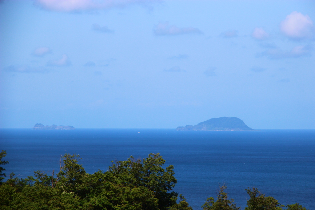冠島と沓島