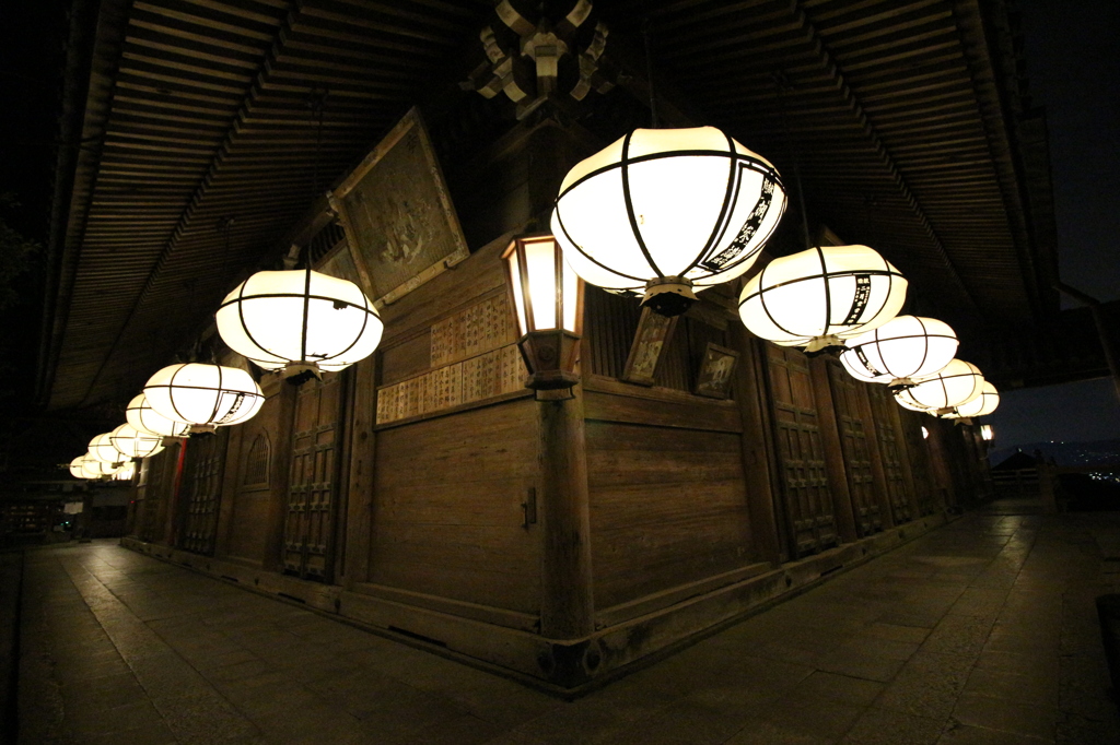 夜の二月堂