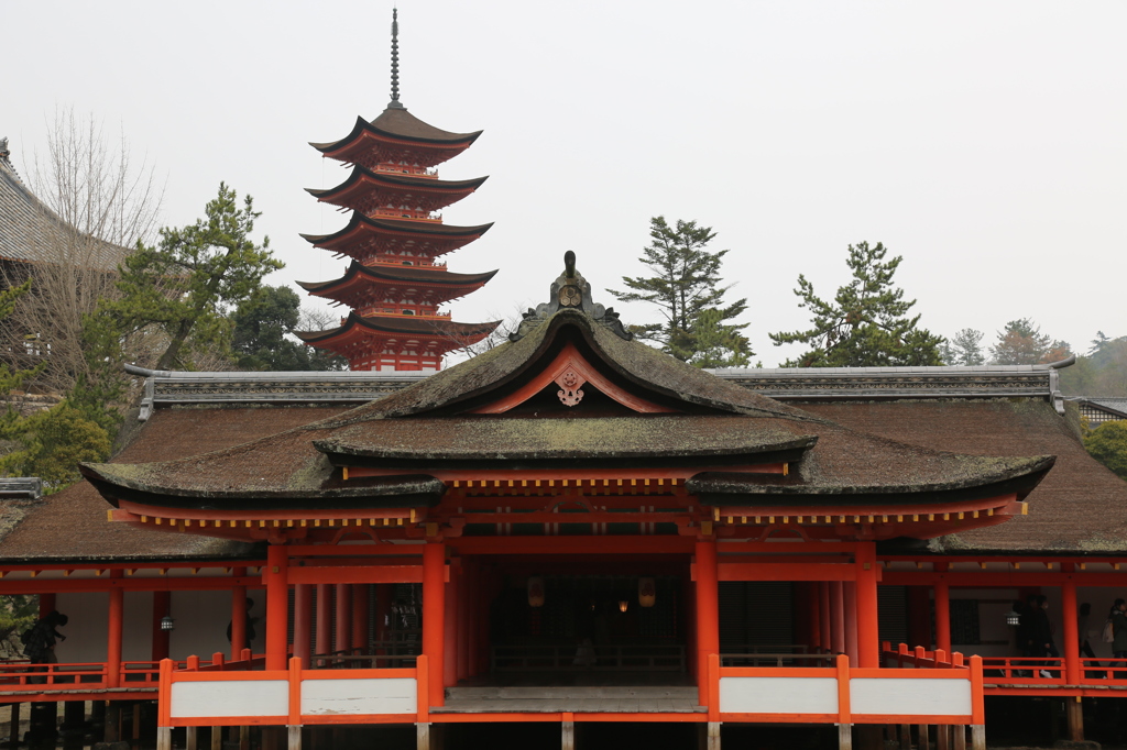 厳島神社