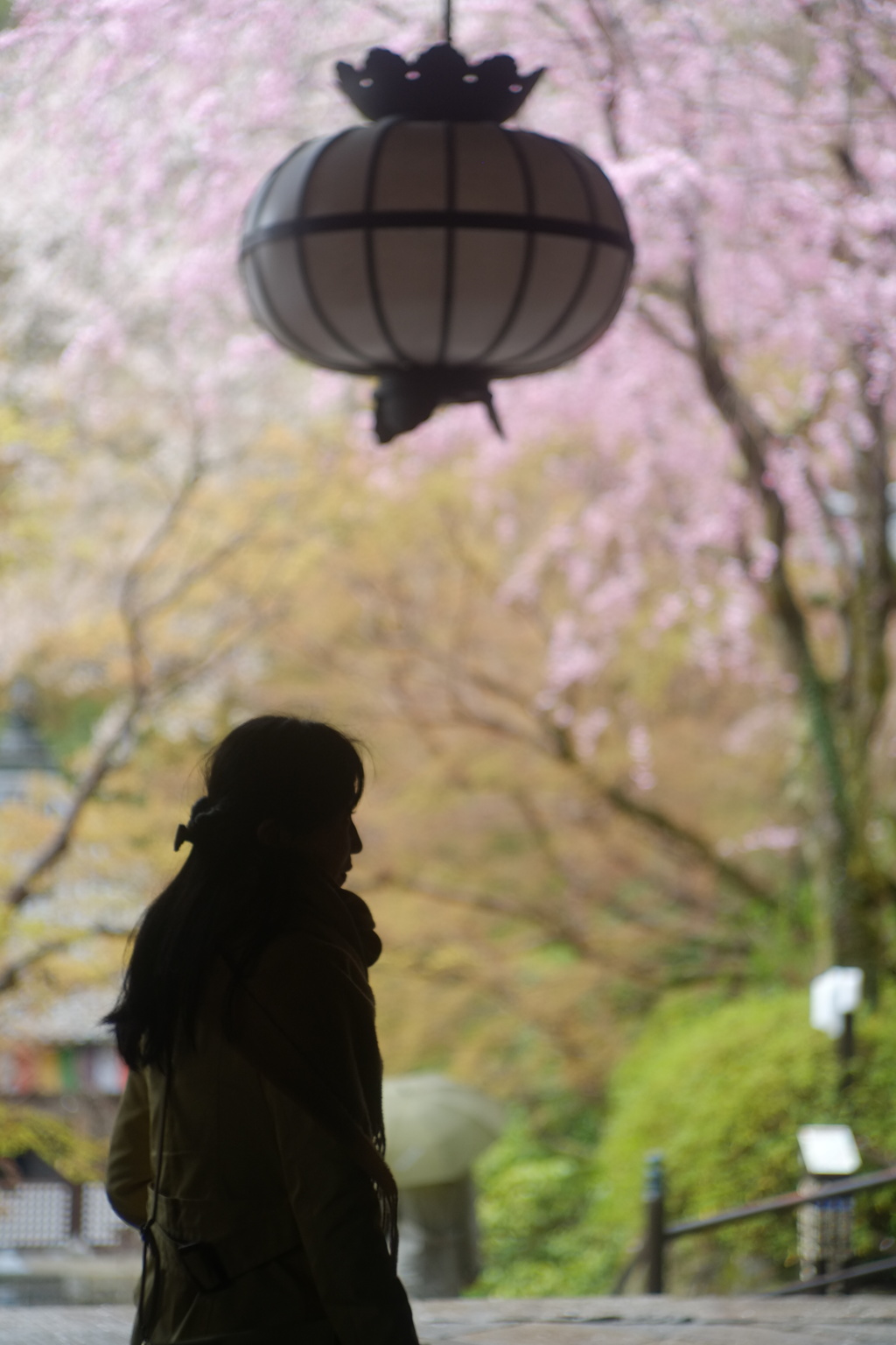 待ってください