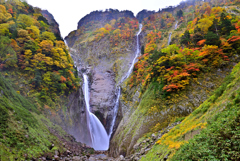 秋の称名滝