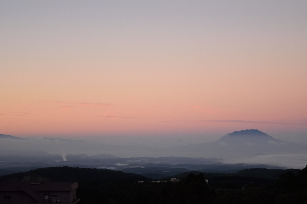 朝焼けの桜島
