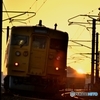 夕日と列車