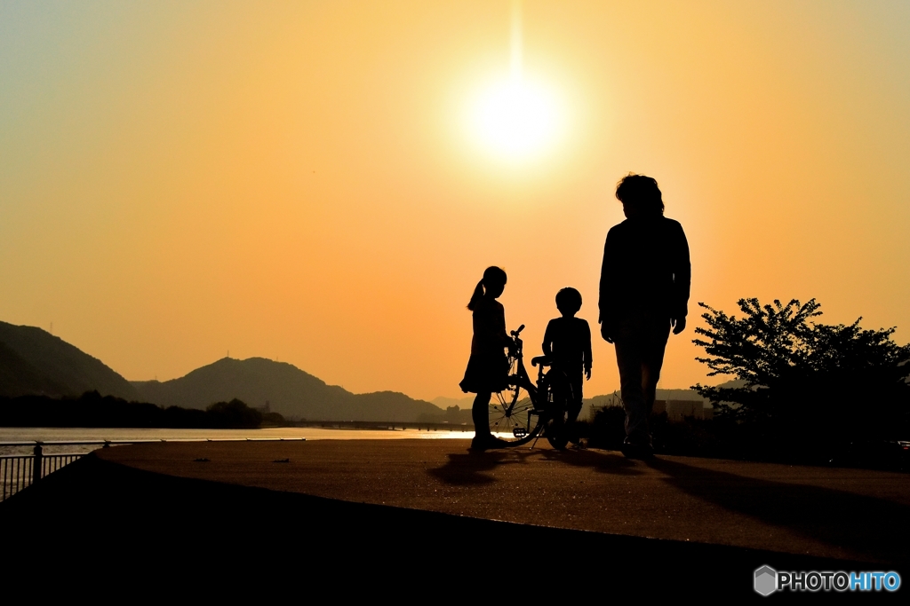 子供たちと散歩