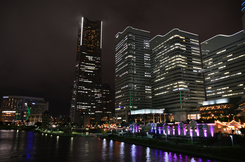 横浜