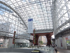 金沢駅 もてなしドーム