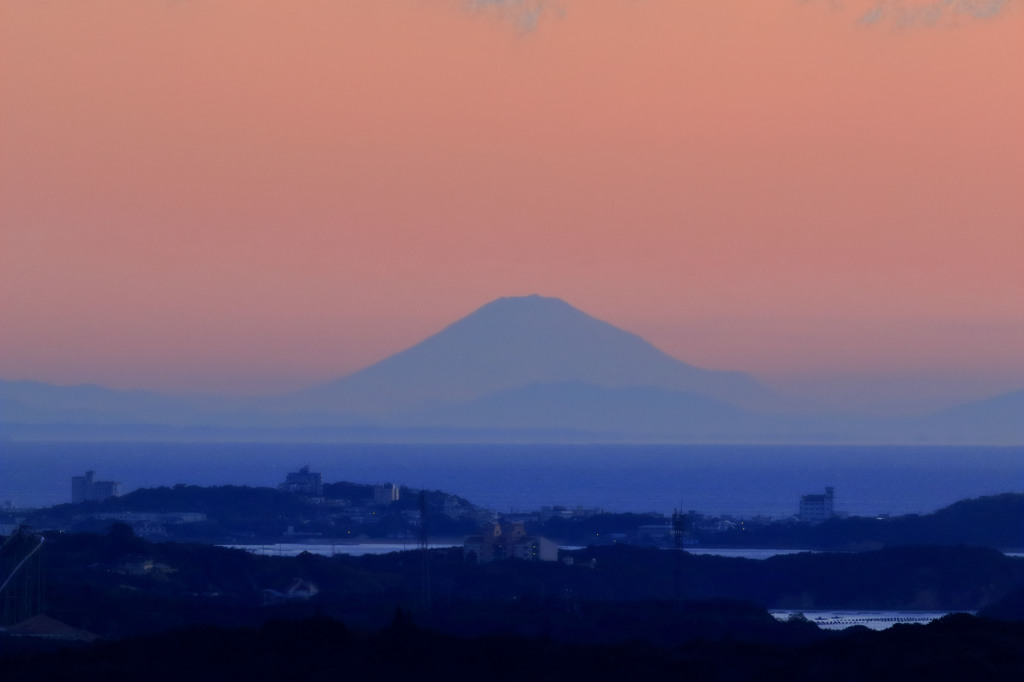 春霞の富士