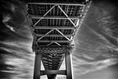 レインボーブリッジ下から