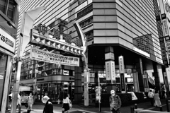 2023-04-27_0010