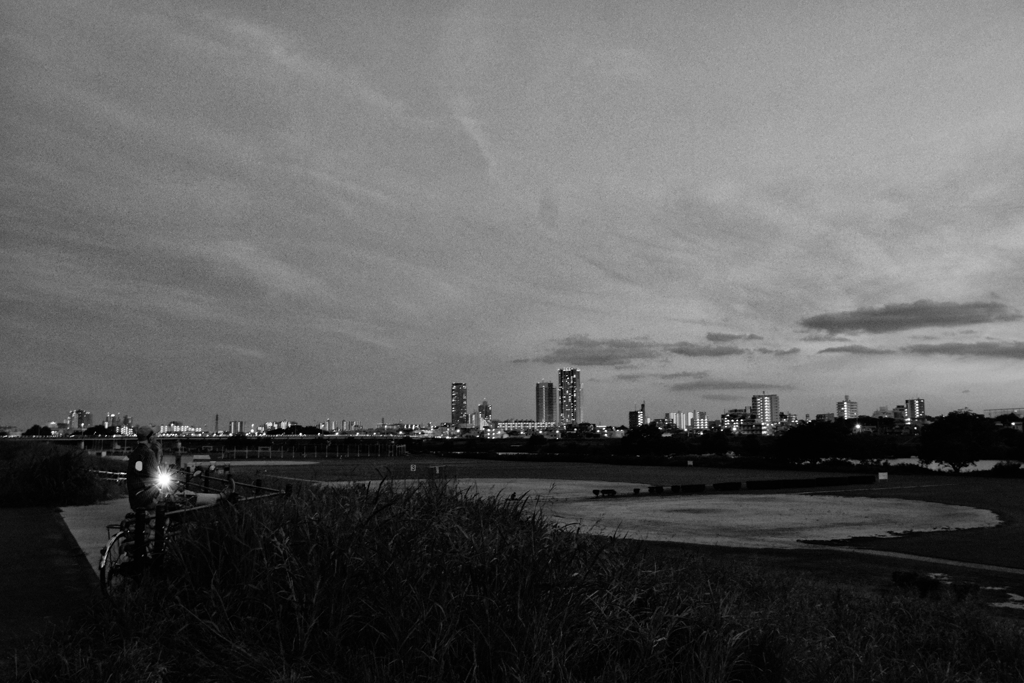 そろそろ帰るか…