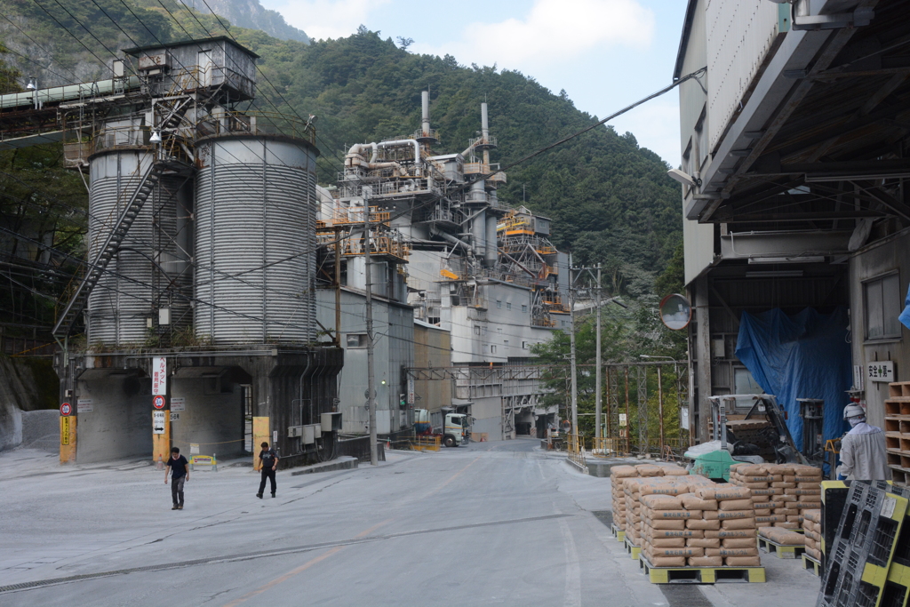 武甲山への道５