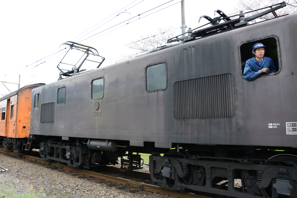 古い電気機関車