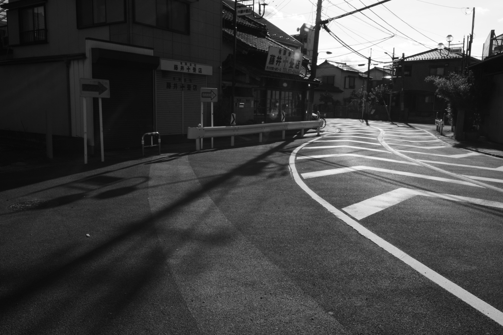 畳屋さんのカーブ１