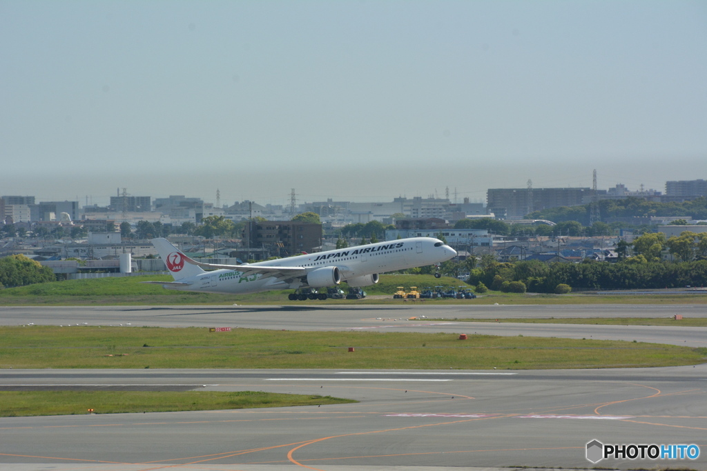 DC8_9054