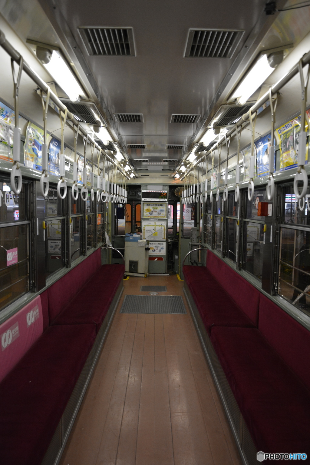 DS7_8583