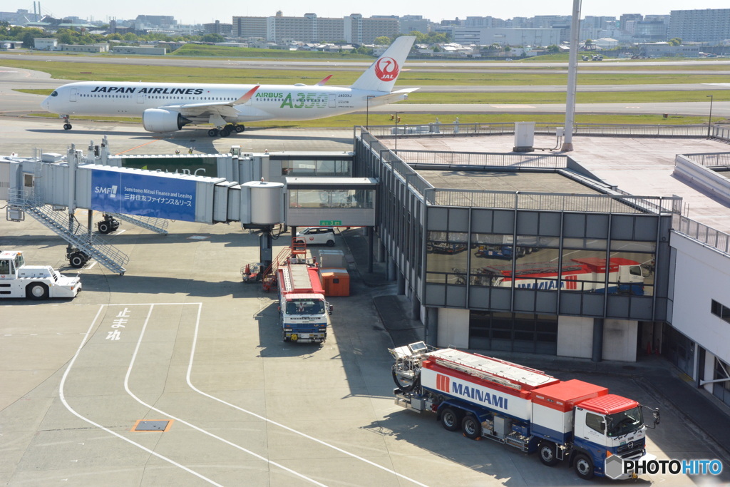 DC8_9048