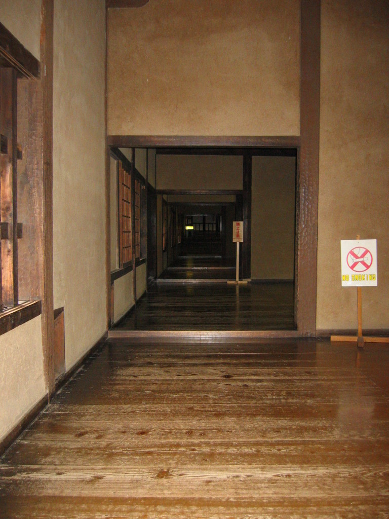 137-3703_IMG