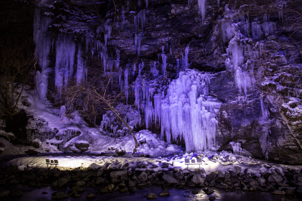 三十槌の氷柱　２