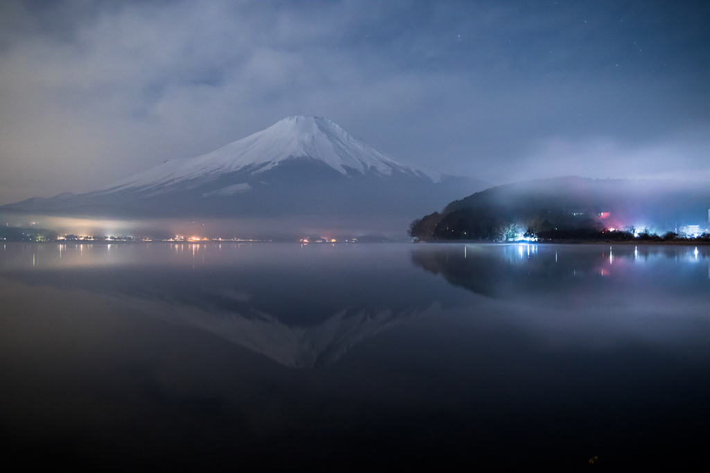 夜霧の山中湖