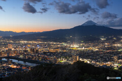 富士と夜景