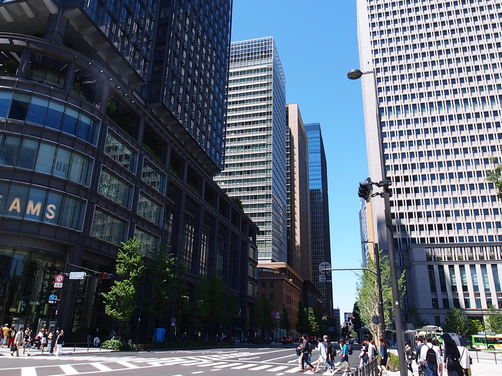 東京駅前